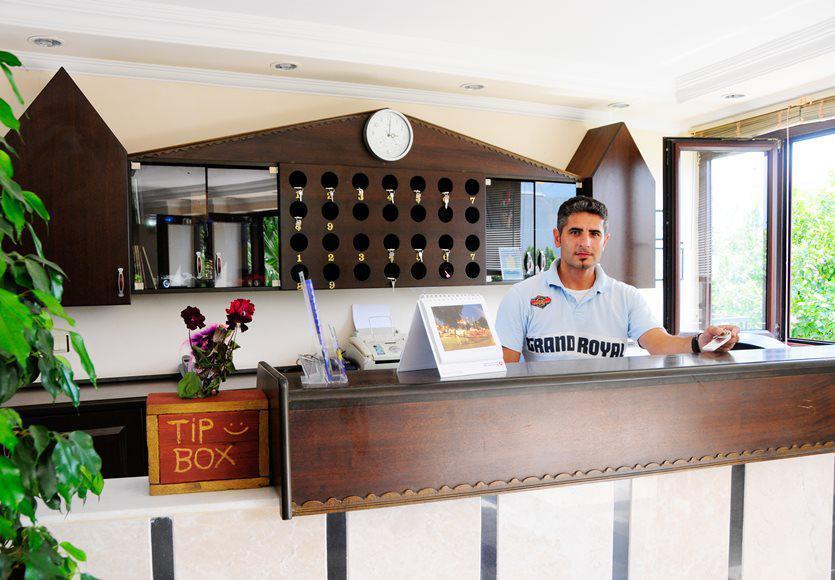 Las Palmeras Hotel Çamyuva Extérieur photo