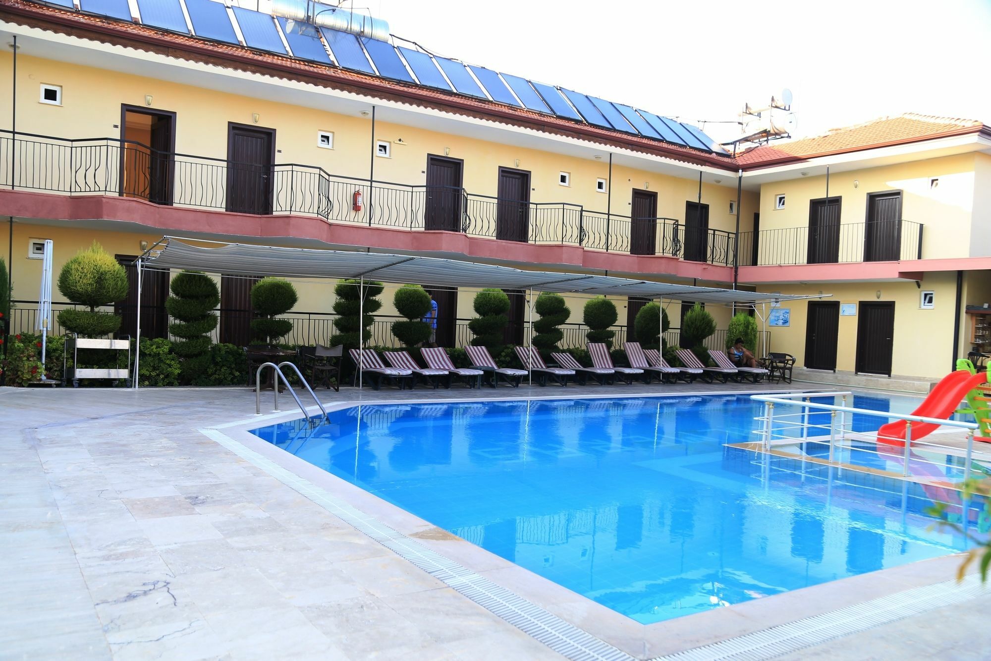Las Palmeras Hotel Çamyuva Extérieur photo